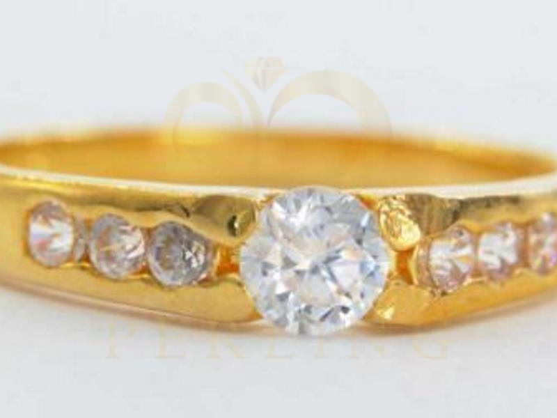 Gold Diamond Ring 29